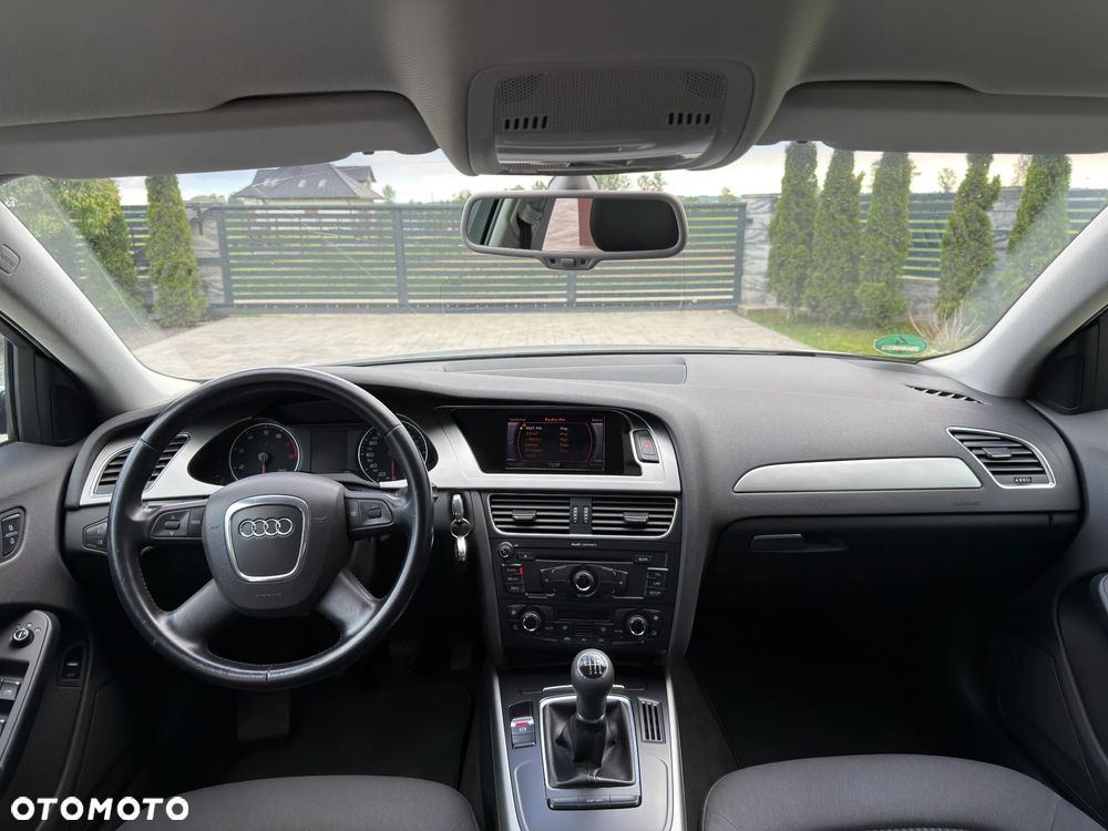 Audi A4 Limousine 1.8 TFSI Ambiente - 33