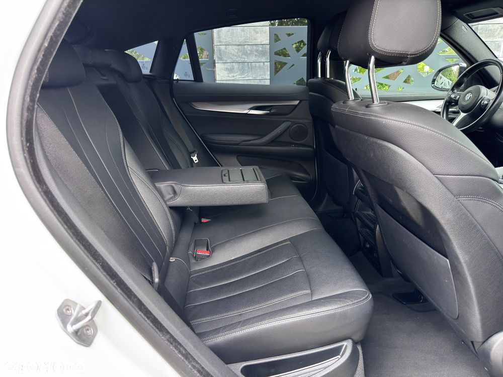 BMW X6 xDrive30d - 13