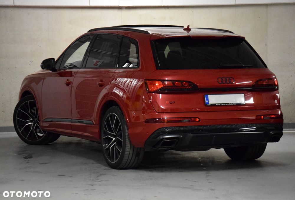 Audi Q7 TFSI e PHEV 360 kW Quattro S Line Tiptr - 10