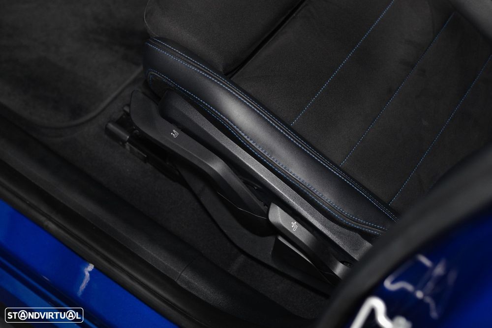 BMW X1 xDrive25e Pack Desportivo M - 33