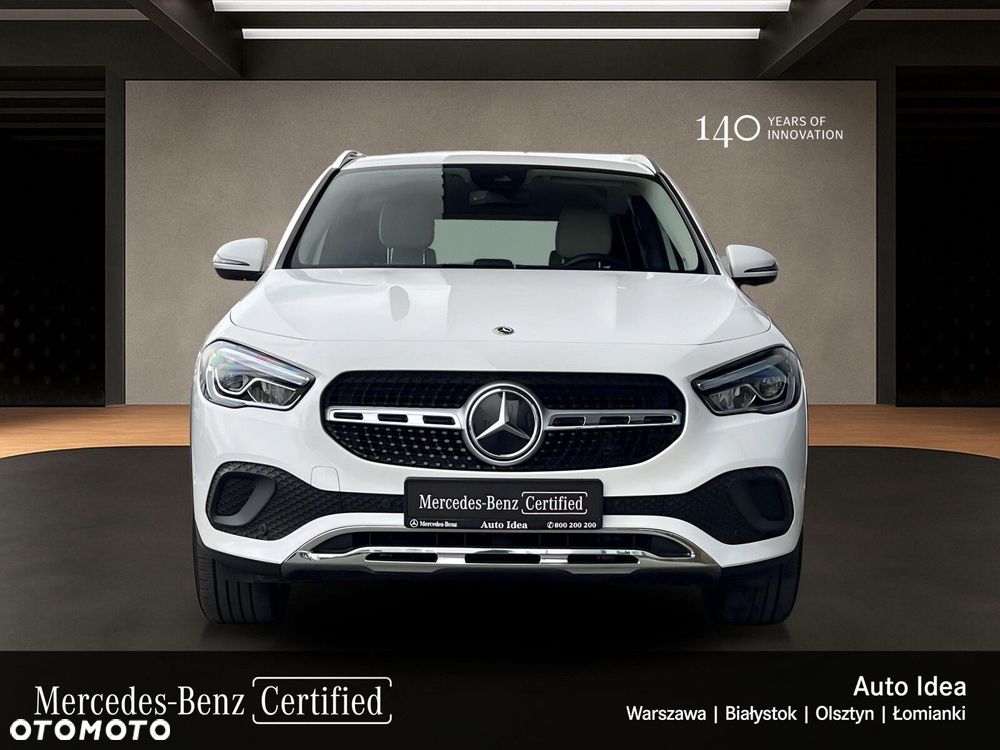 Mercedes-Benz GLA - 9