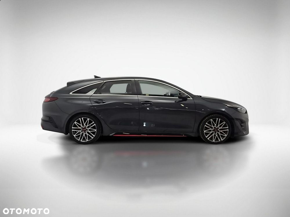 Kia ProCeed 1.6 T-GDI GT DCT - 6