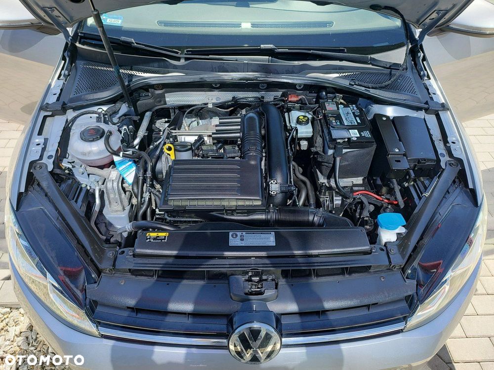 Volkswagen Golf 1.4 TSI BMT Highline - 32