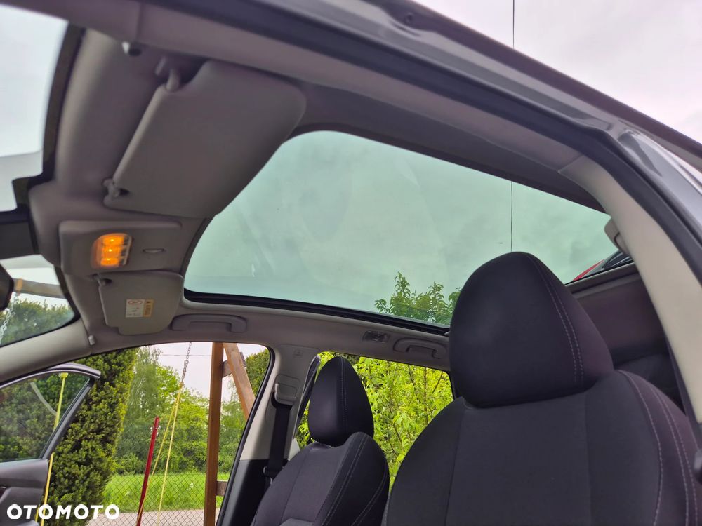 Nissan Qashqai 1.7 dCi 4x4 N-Connecta Xtronic - 29