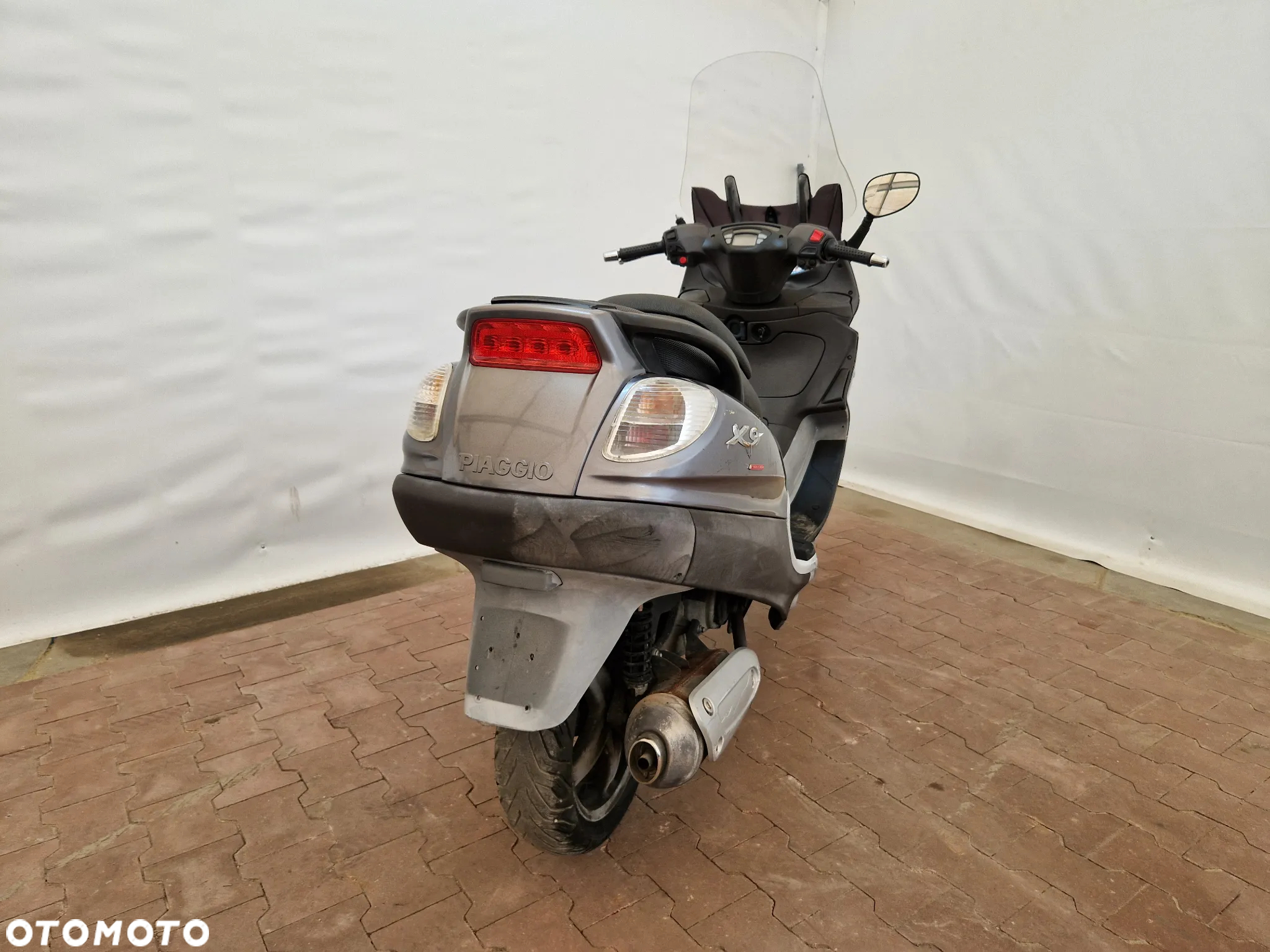 Piaggio X9 - 6