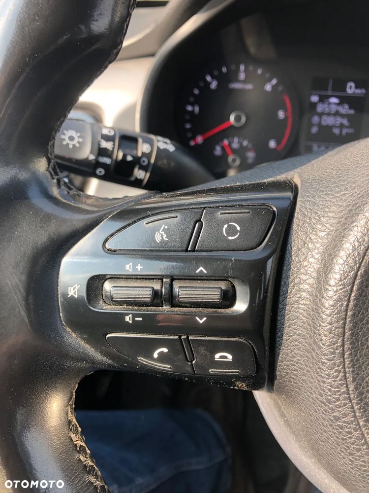 Kia Rio 1.4 crdi L - 11