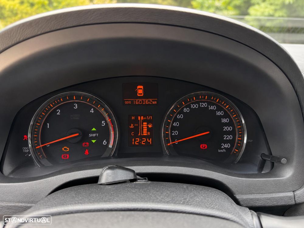 Toyota Avensis SW 2.0 D-4D Exclusive +Pele+GPS - 9