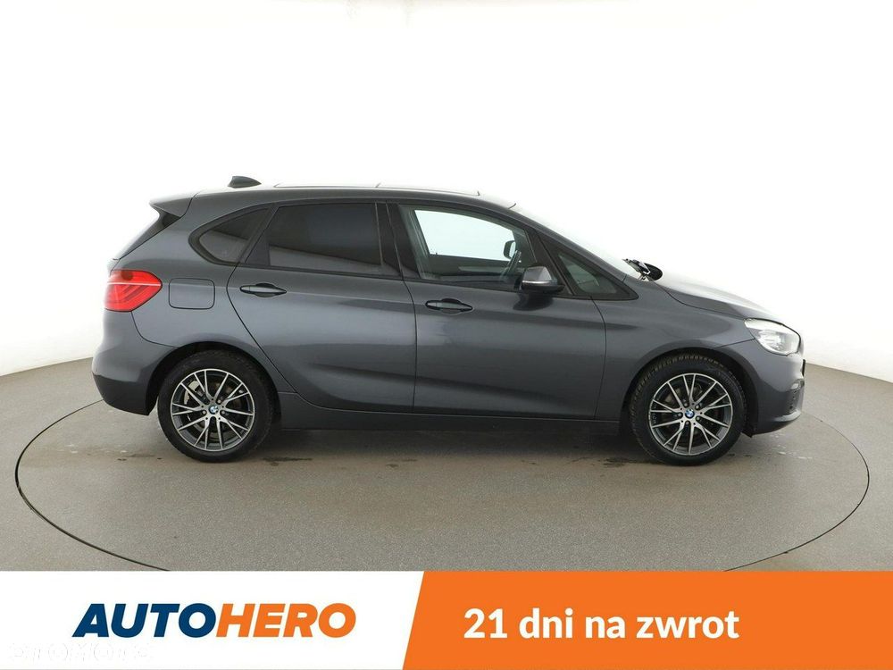 BMW Seria 2 218d - 10