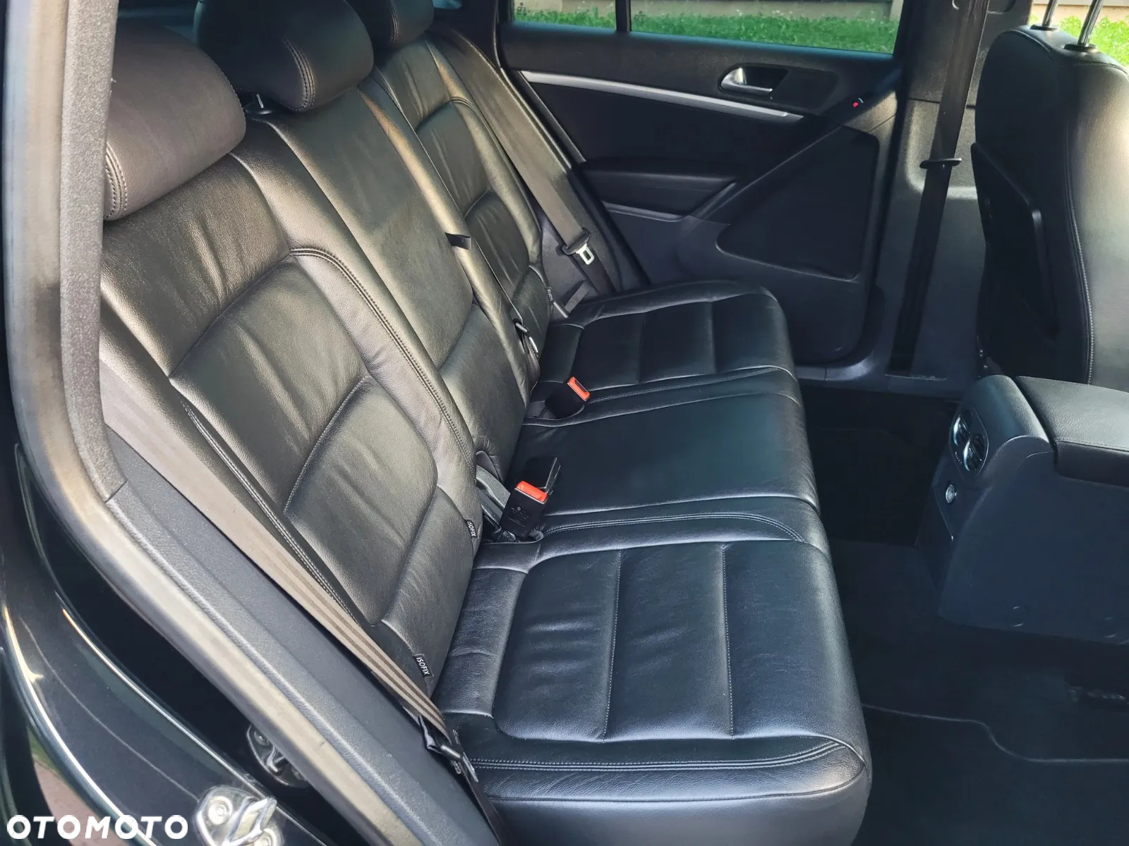 Volkswagen Tiguan 2.0 TDI DPF BlueMotion Technology Sport & Style - 36