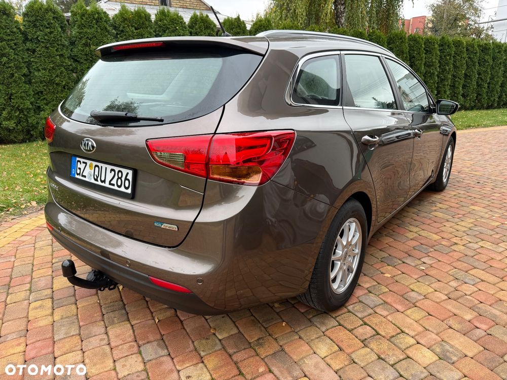 Kia Ceed - 6