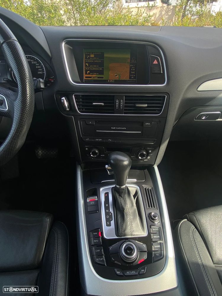 Audi Q5 2.0 TDI quattro Stronic - 30