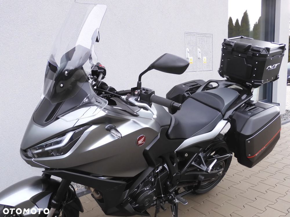 Honda NT - 23