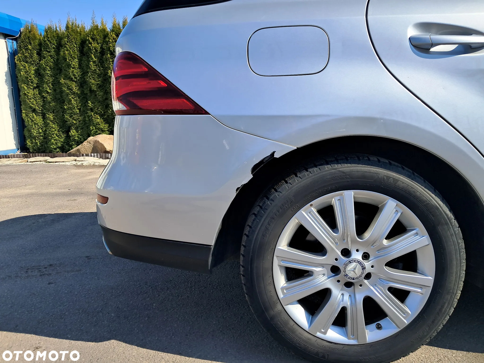 Mercedes-Benz GLE - 12