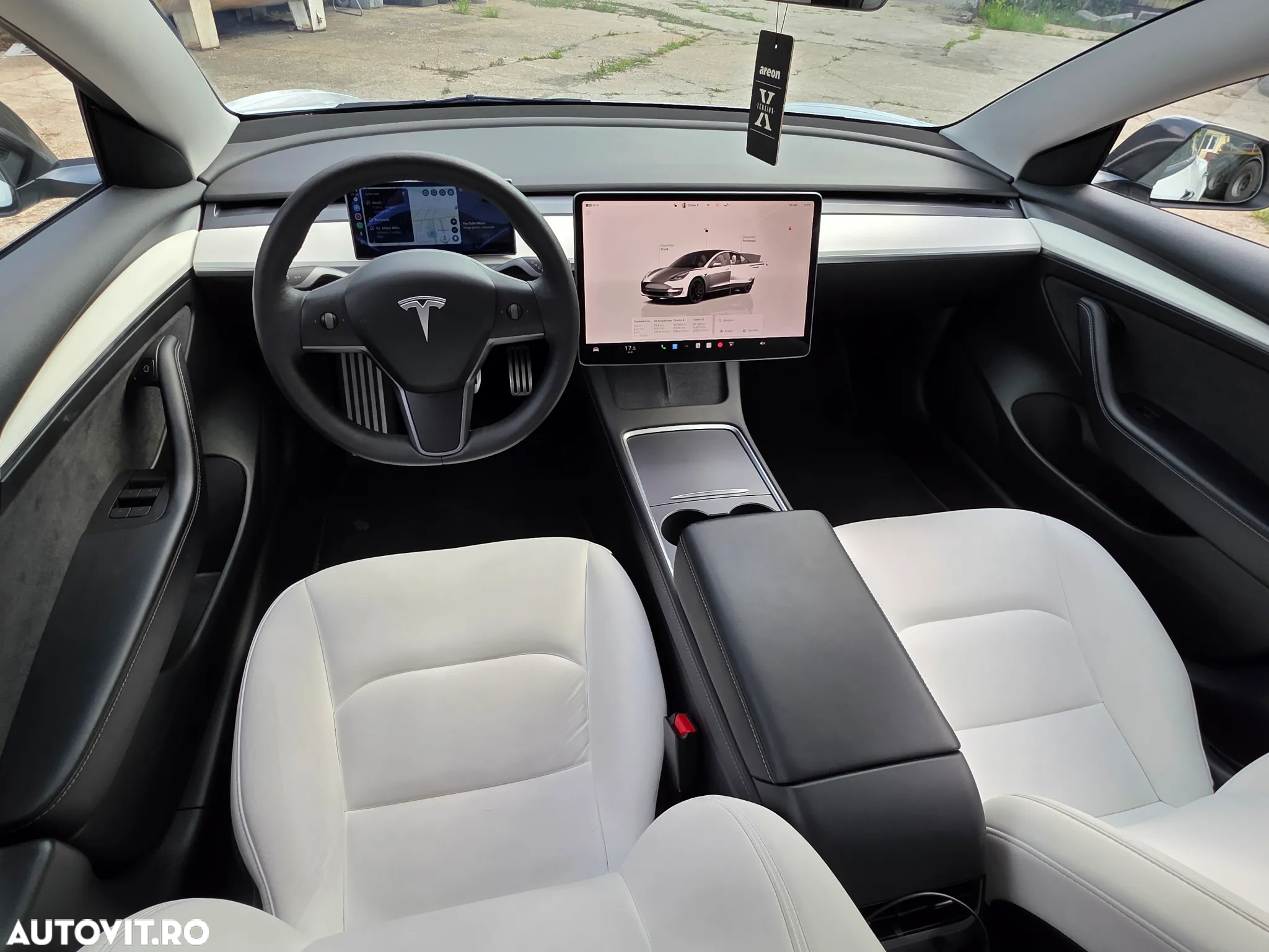 Tesla Model 3 Performance - 4
