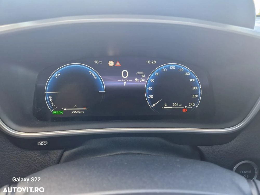 Toyota Corolla Cross - 13
