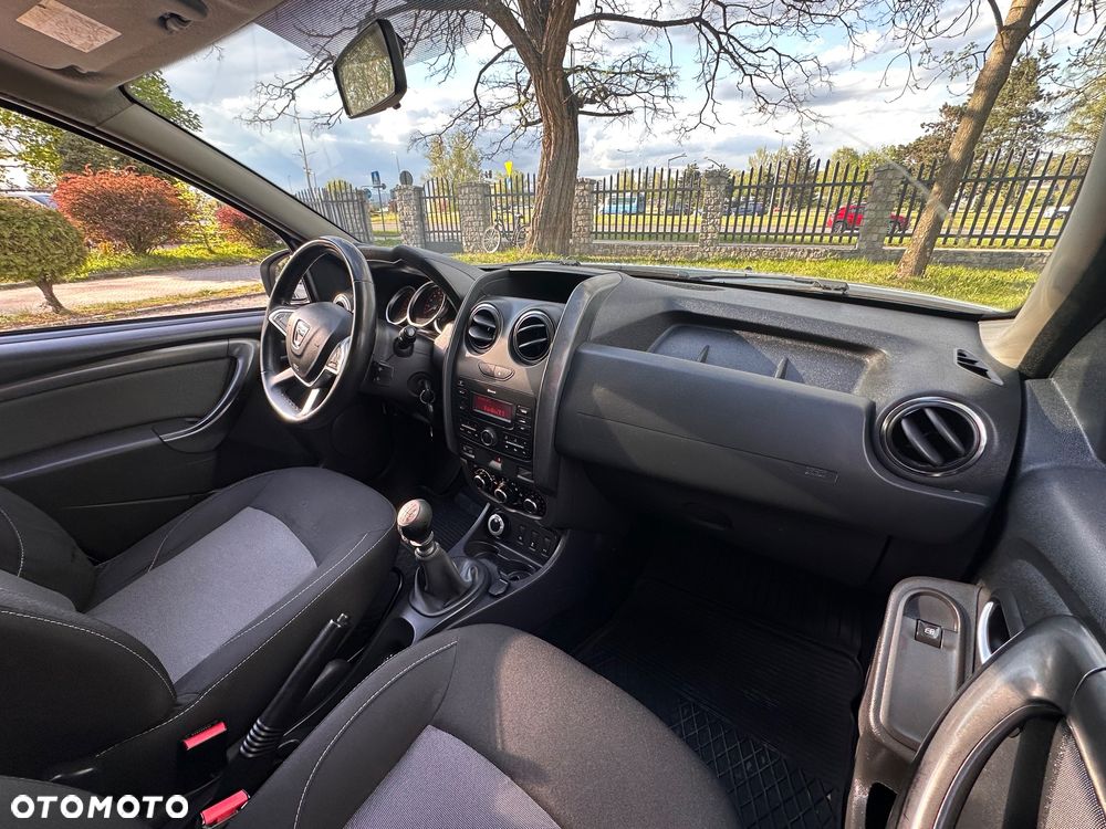 Dacia Duster 1.6 SCe Comfort 4WD - 27