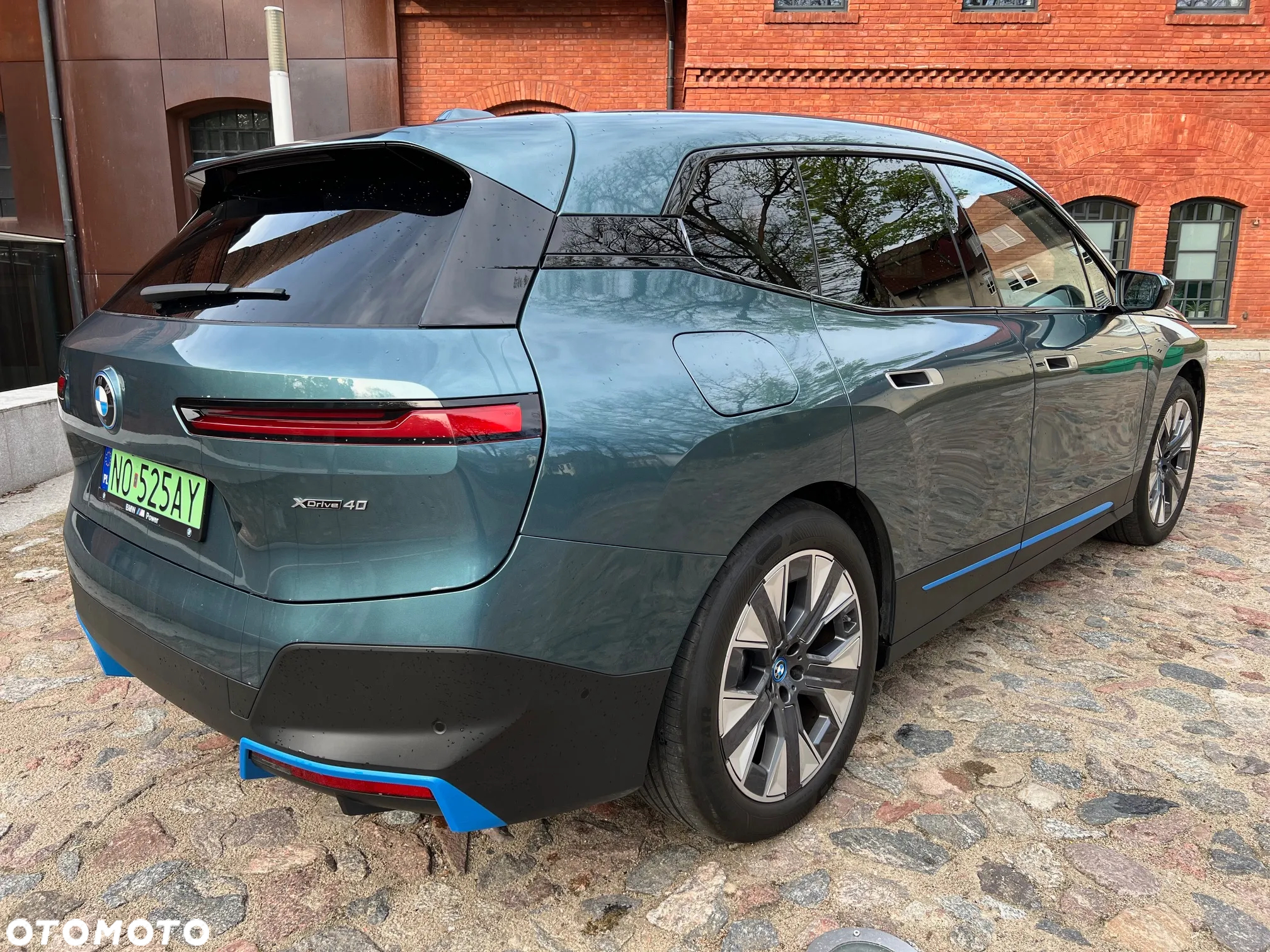BMW iX xDrive40 76.6kWh - 28
