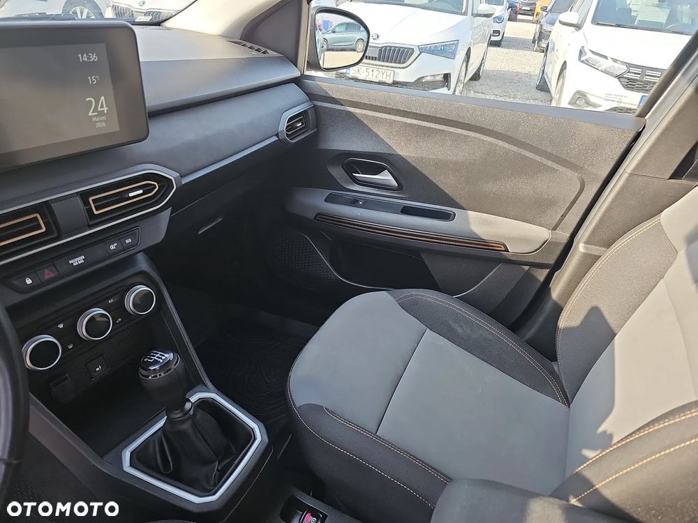 Dacia Jogger 1.0 TCe Extreme 7os - 16