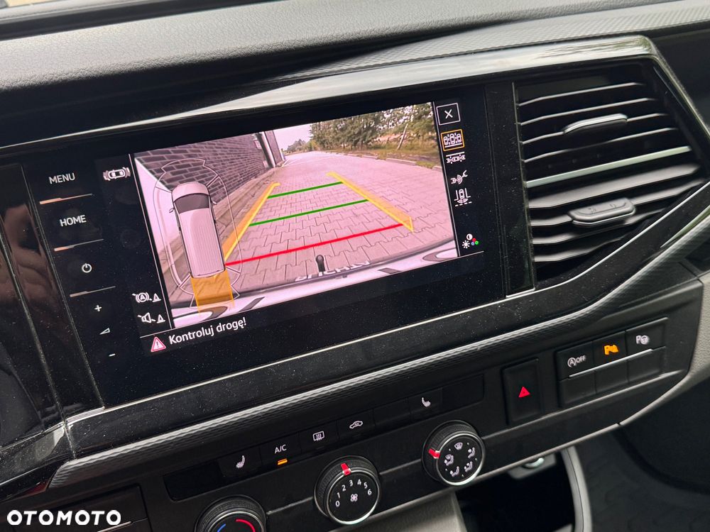 Volkswagen Transporter - 19