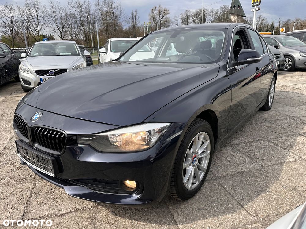 BMW Seria 3 318d Blue Performance Sport Line - 4