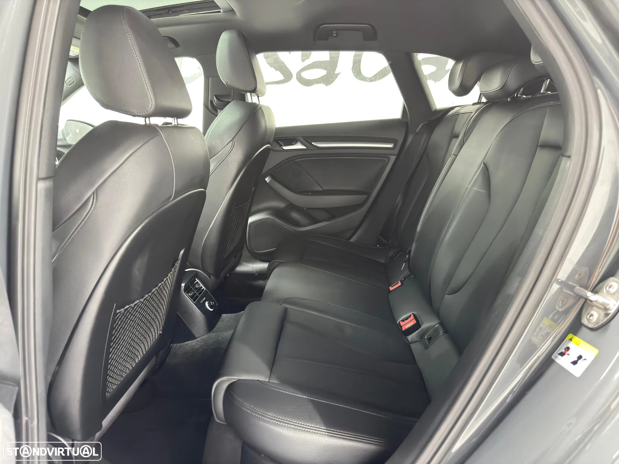 Audi A3 Sportback 1.6 TDI S-line S tronic - 17