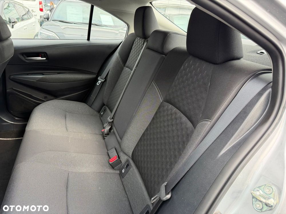Toyota Corolla 1.8 Hybrid Comfort - 31