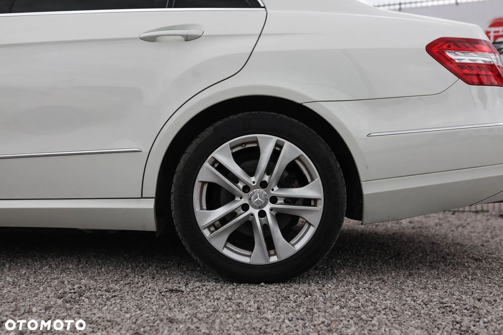 Mercedes-Benz Klasa E 350 4-Matic Avantgarde - 16
