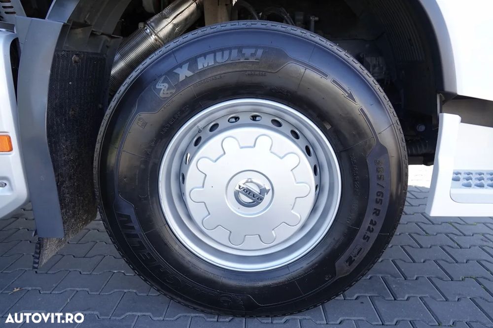 Volvo FH16 / 650 / 6x4 / HIDRAULICĂ / I -PARK COOL / TRACTOR REMORCĂ 3 AXI / IMPORTAT / DUPĂ CONTRACTUL DE SERVICE - 20