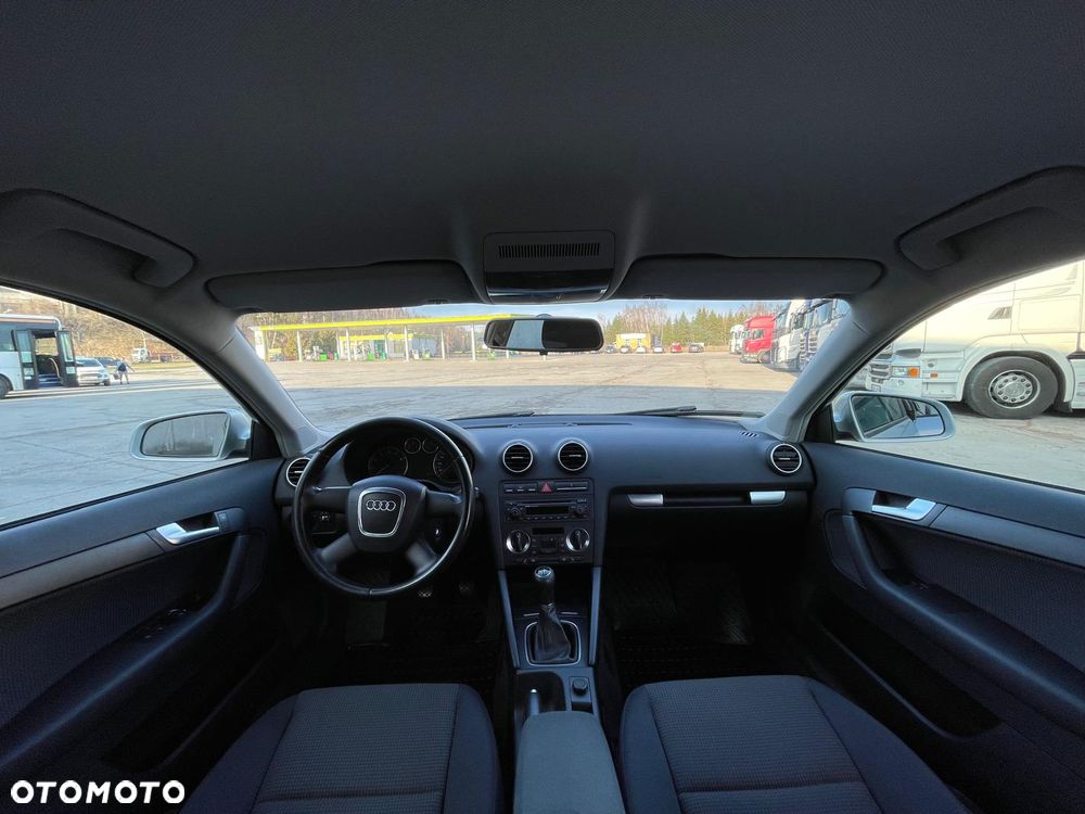 Audi A3 Sportback 1.6 Ambition - 5