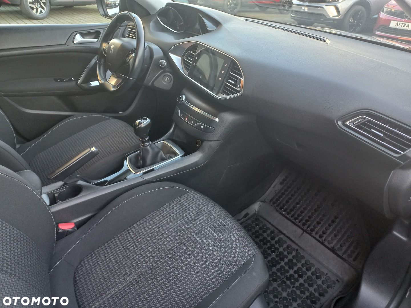 Peugeot 308 1.5 BlueHDi Active S&S - 14