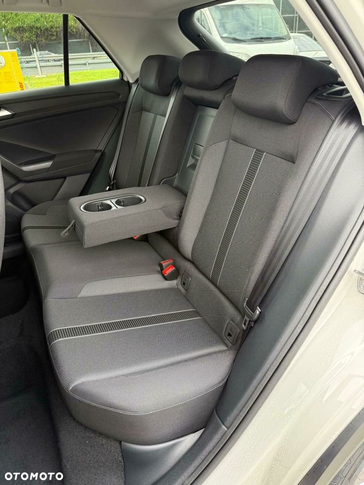 Volkswagen T-Roc 1.5 TSI Life DSG - 33