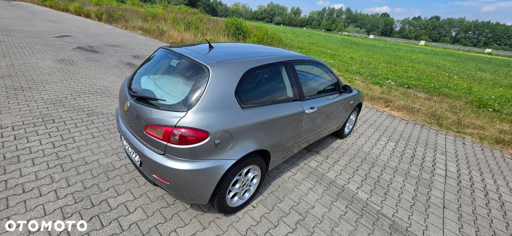 Alfa Romeo 147 1.6 Twin Spark Impression - 17