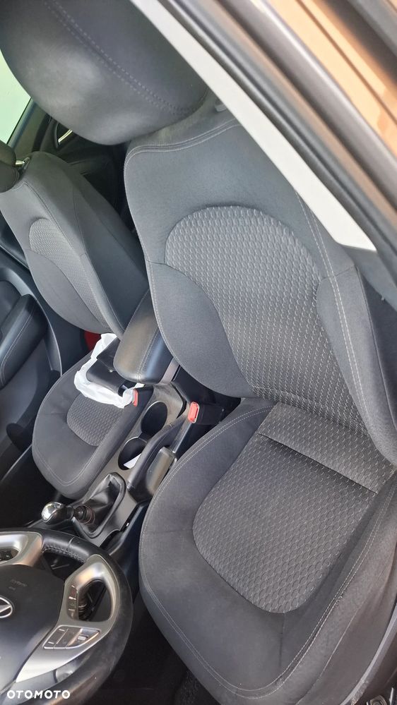 Hyundai ix35 - 12