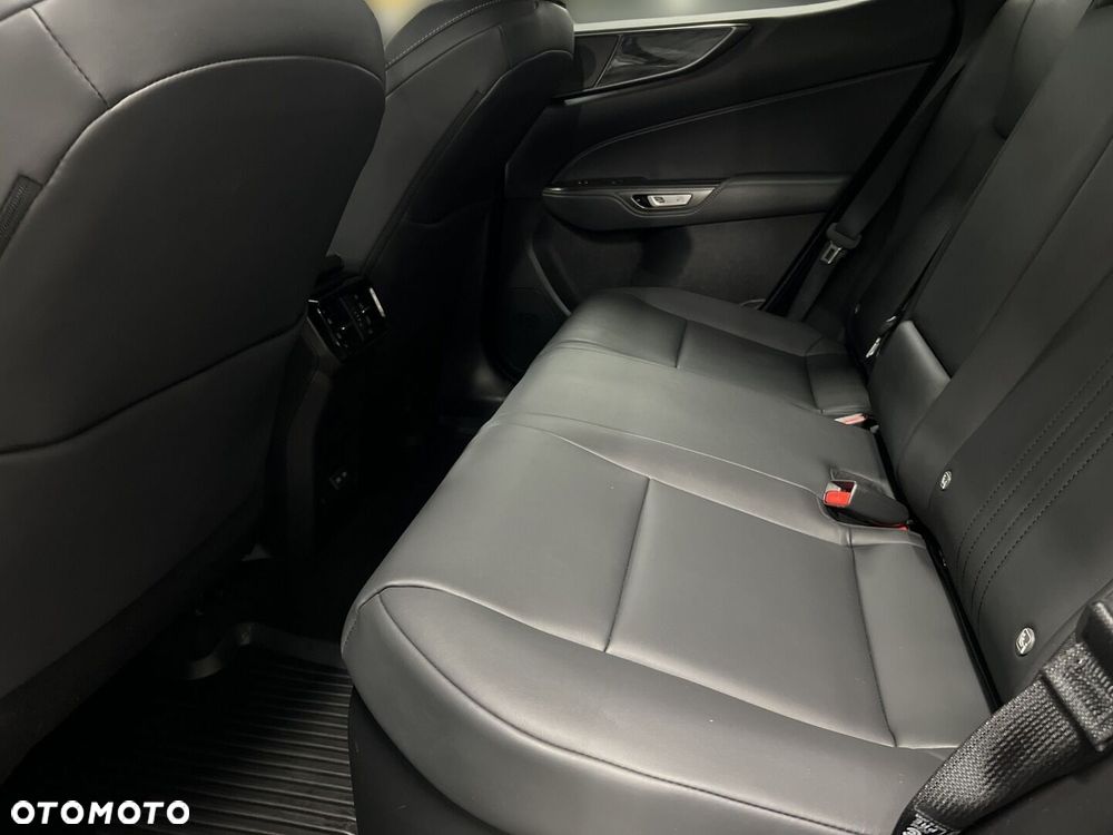 Lexus NX 350h Prestige AWD - 12