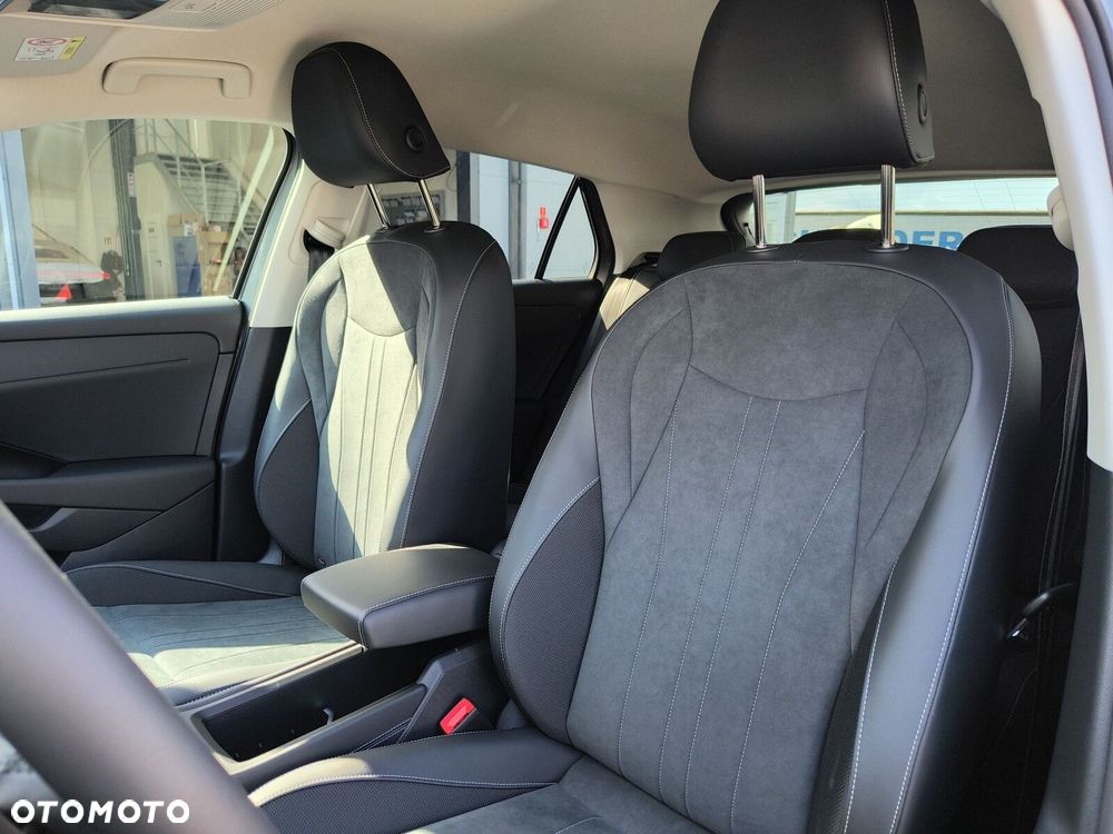 Volkswagen T-Roc 1.5 TSI Style DSG - 13