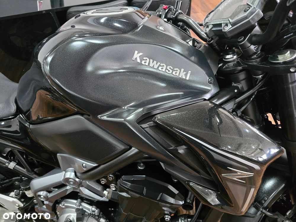 Kawasaki Z - 18