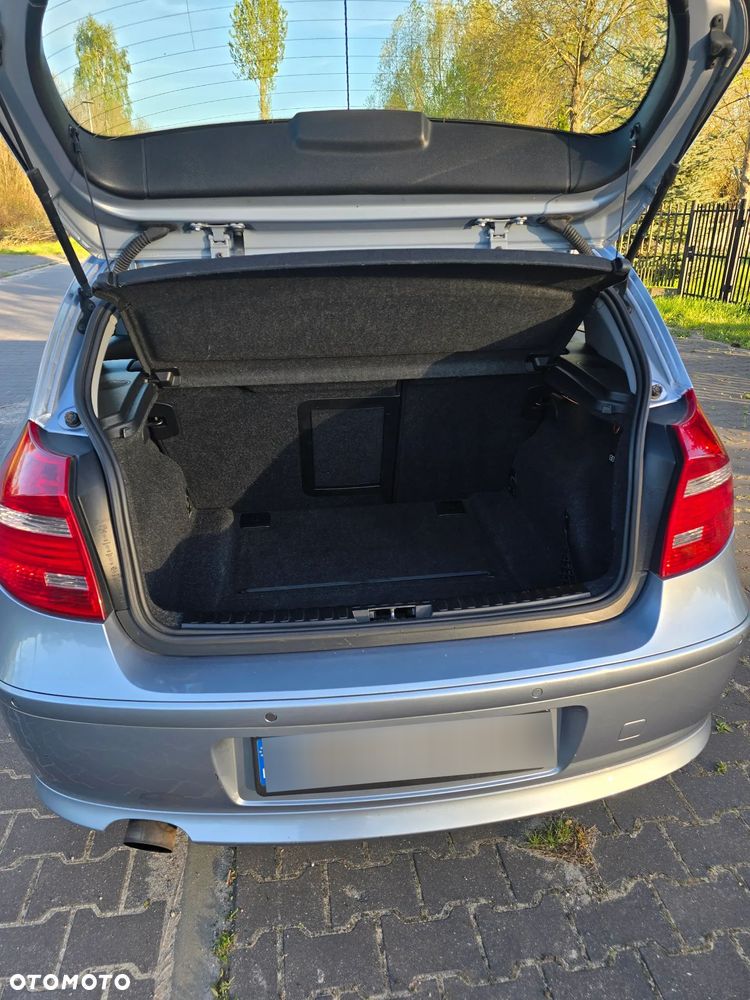 BMW Seria 1 116d DPF - 9