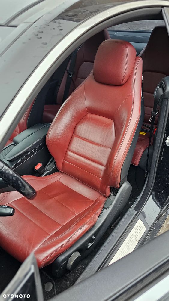 Mercedes-Benz Klasa E - 21