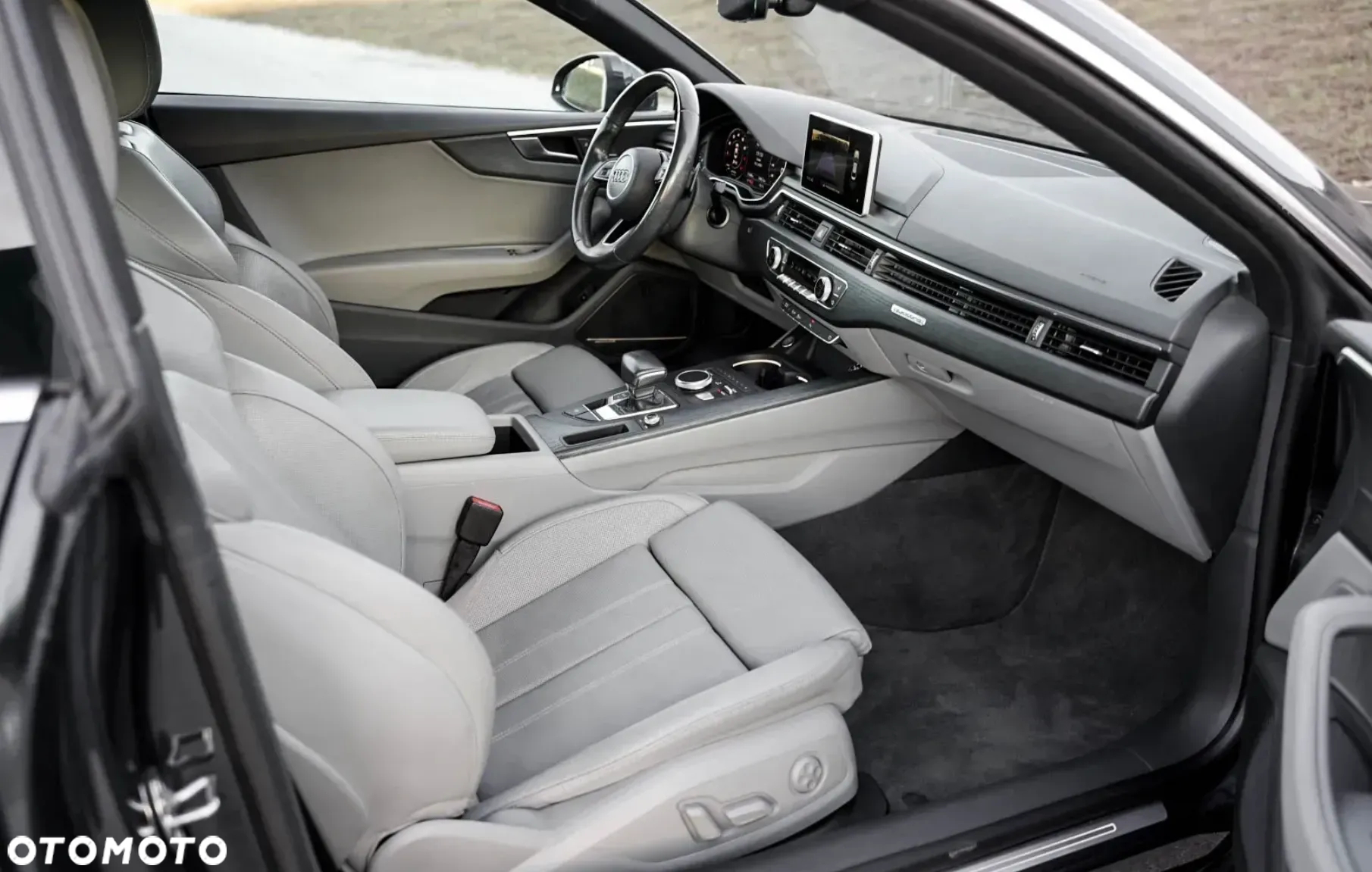 Audi A5 Coupe 2.0 TFSI quattro S tronic sport - 16