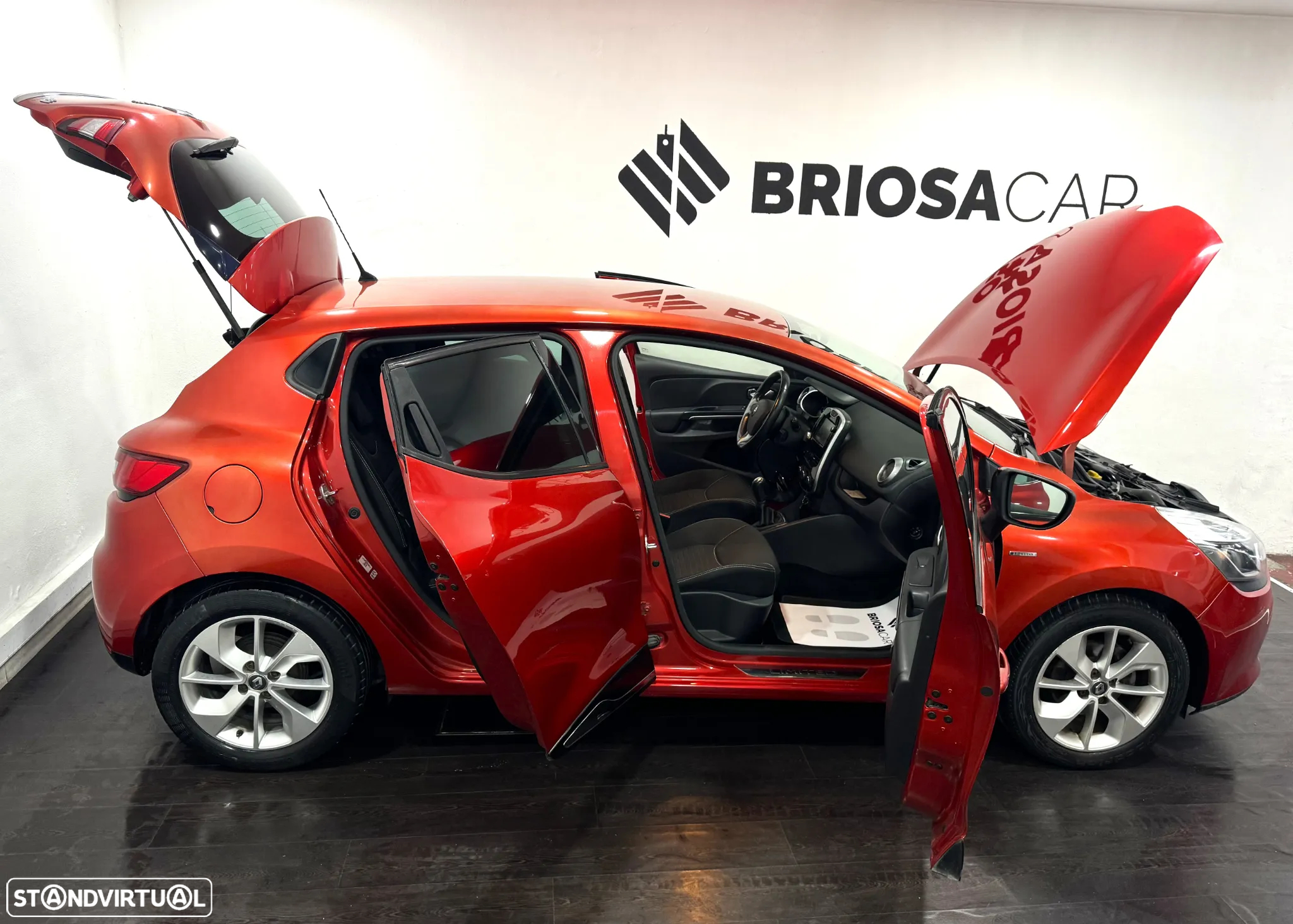 Renault Clio 1.5 dCi Dynamique S - 4