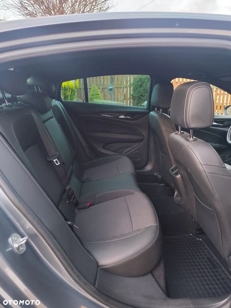 Opel Insignia 2.0 CDTI Business Elegance S&S - 10