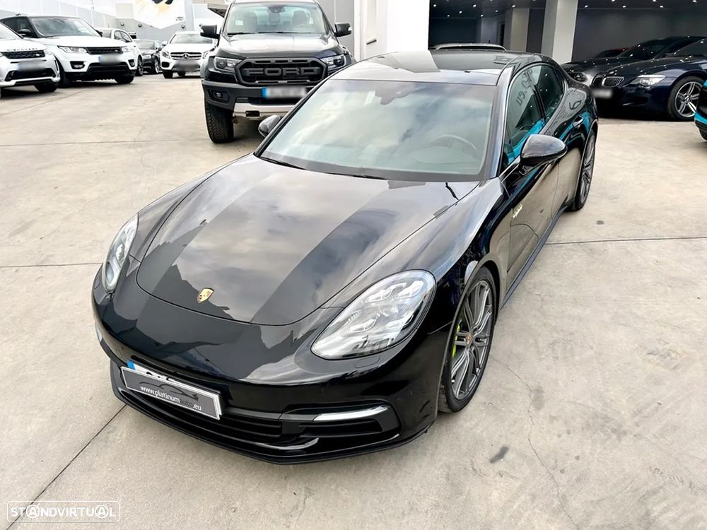 Porsche Panamera 4 E-Hybrid - 55