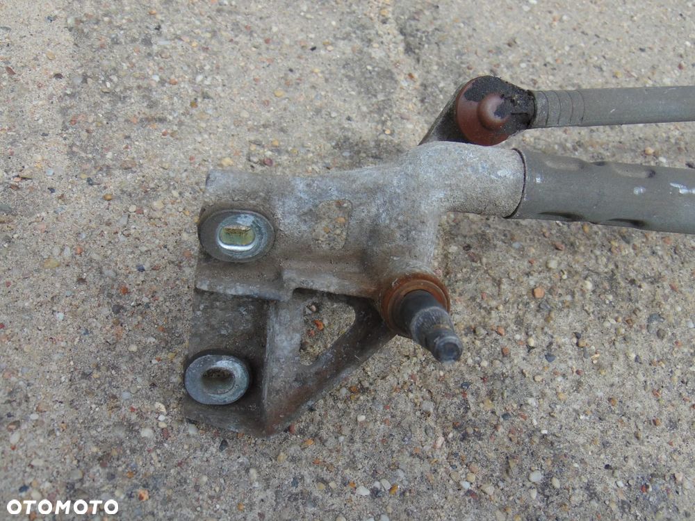 Mechanizm silniczek ramiona wycieraczek przednich przód 93390344 Opel Meriva A I 02-10r - 17