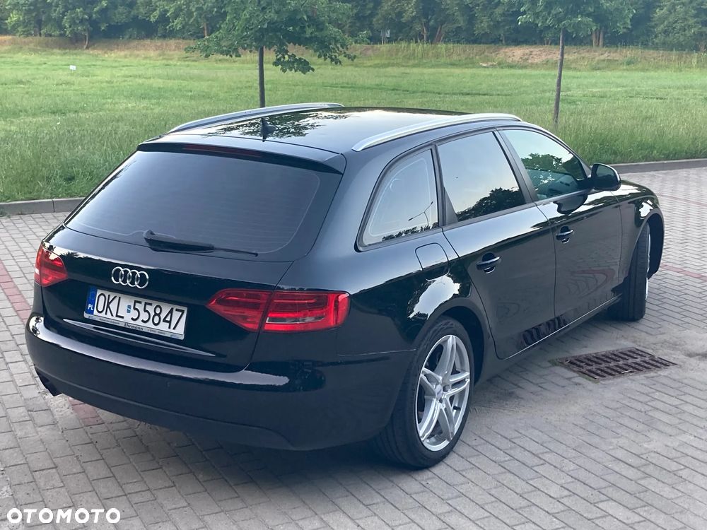 Audi A4 Avant - 8