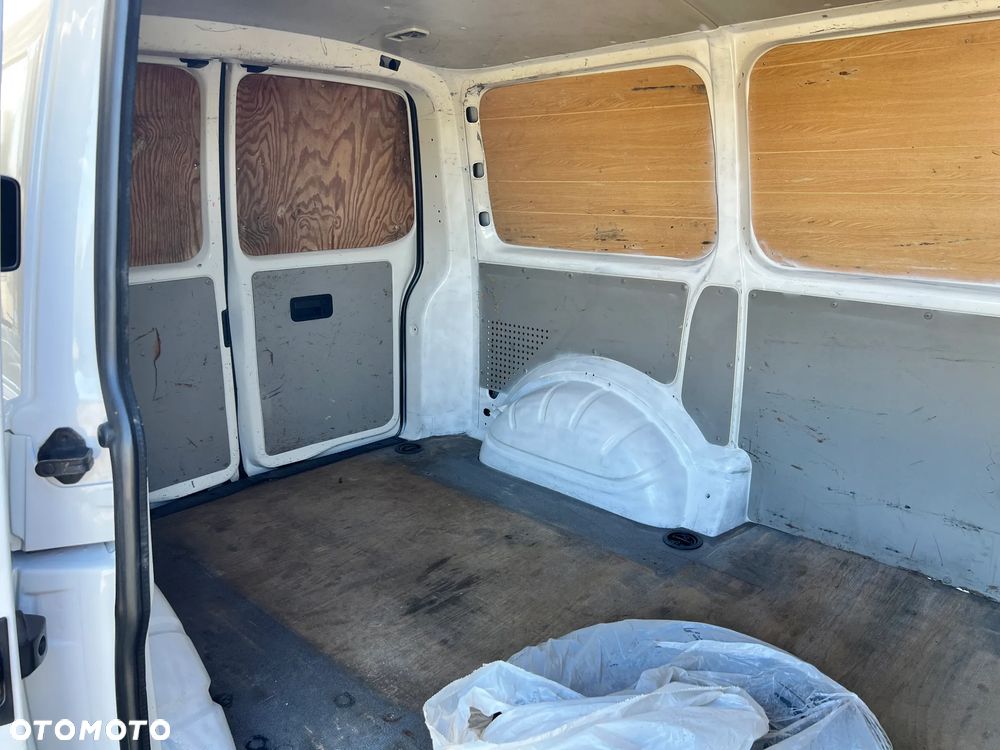Volkswagen T6 - 31