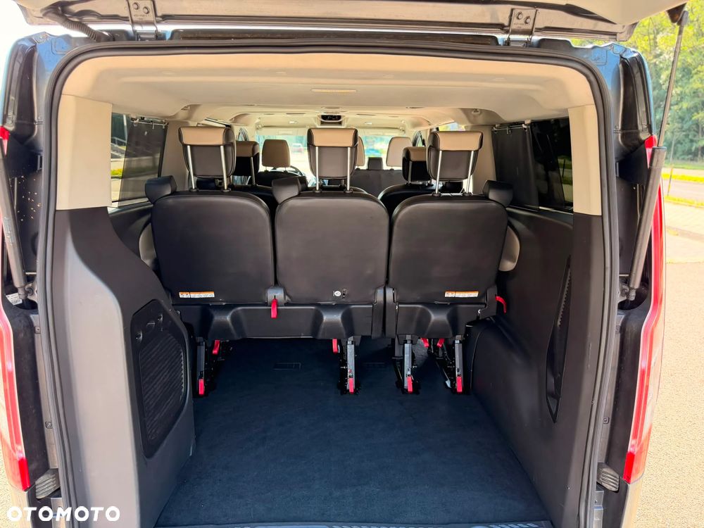 Ford Tourneo Custom 310 L2H1 VA Titanium - 40