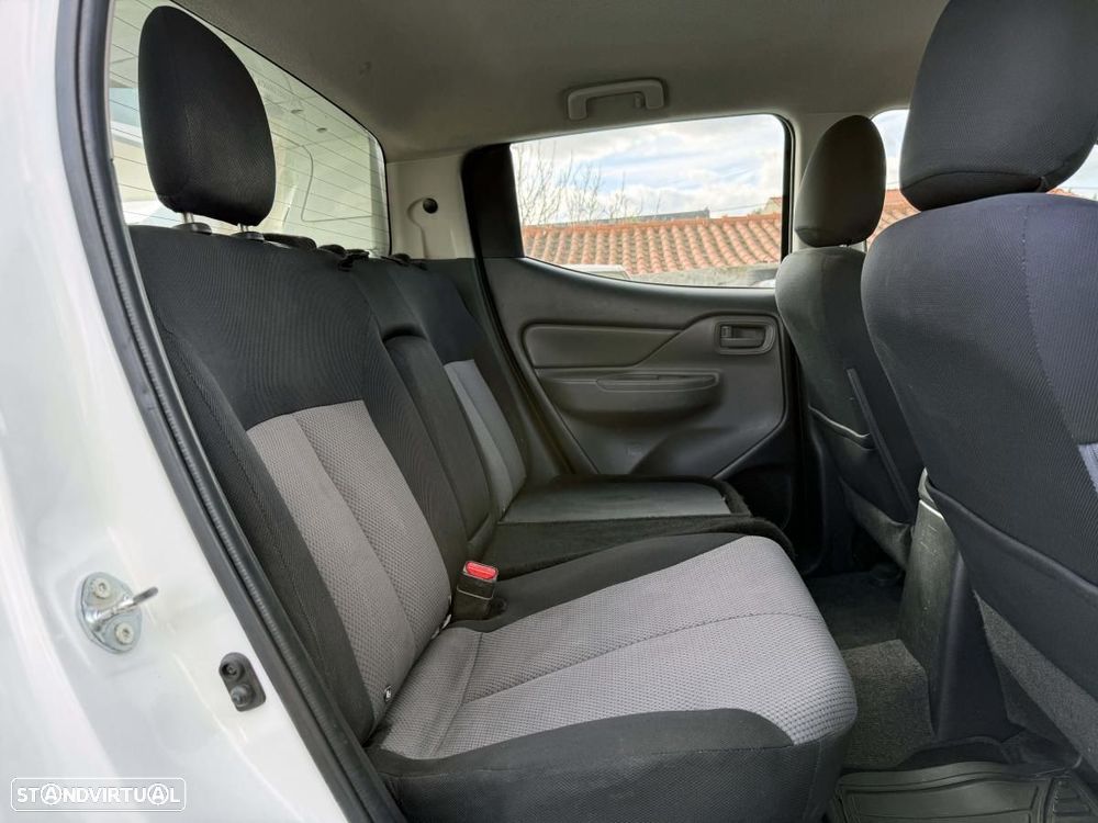 Mitsubishi L200 - 21