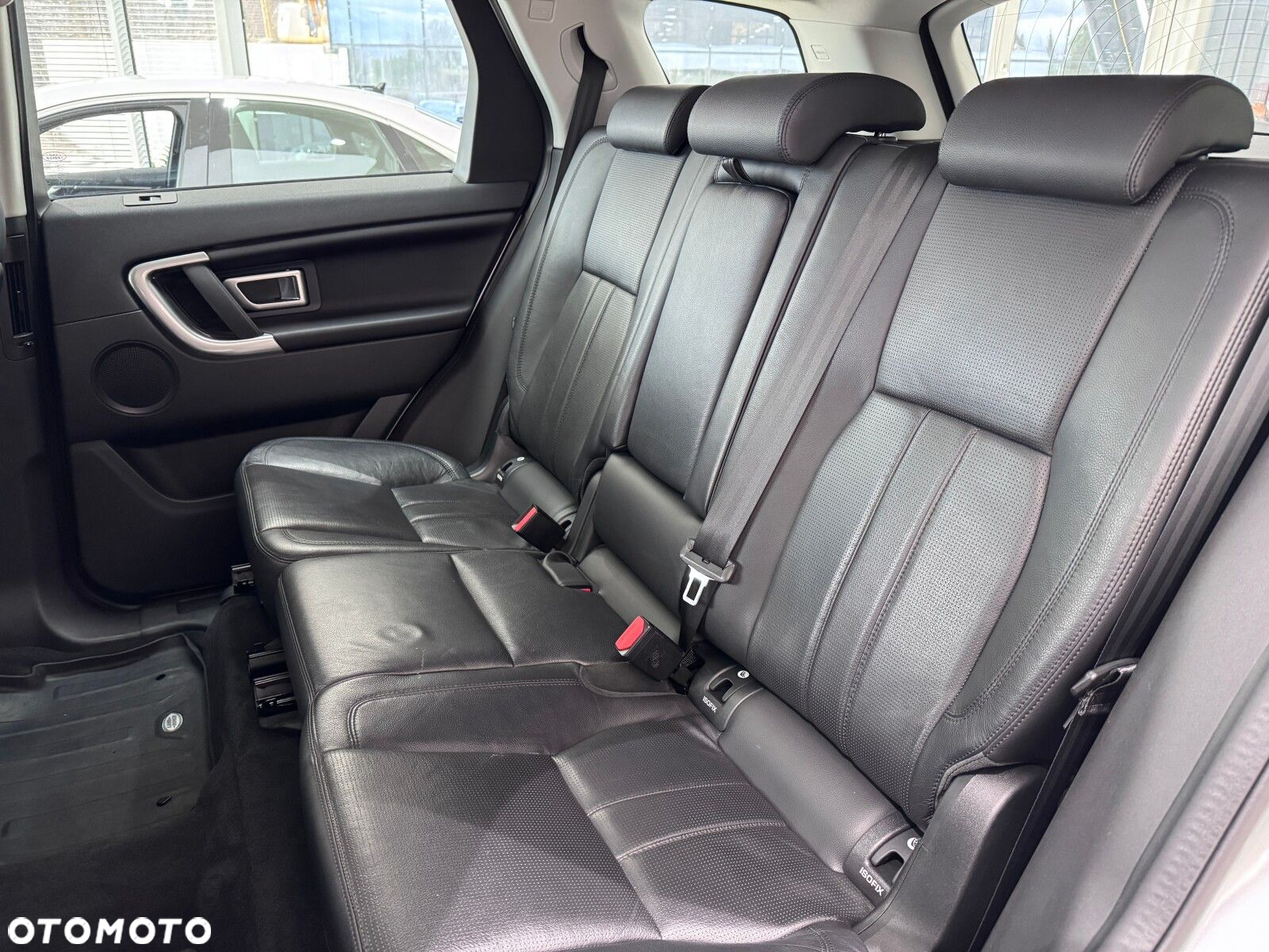 Land Rover Discovery Sport 2.0 TD4 SE - 13