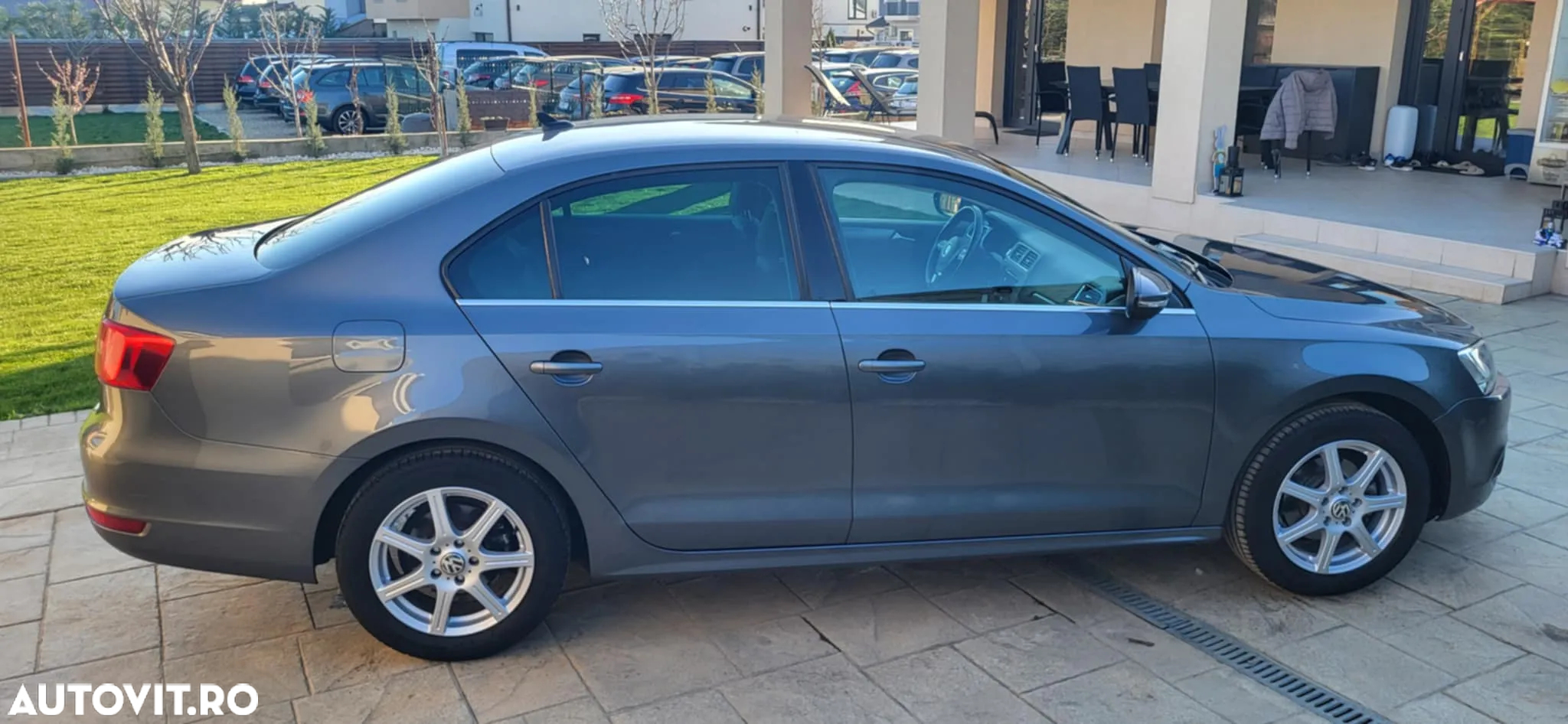 Volkswagen Jetta - 13