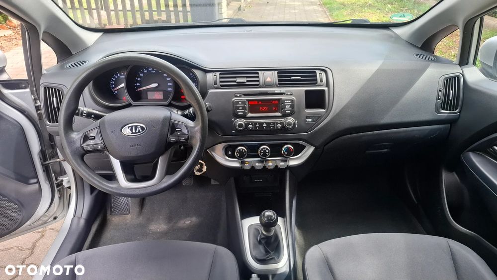 Kia Rio 1.2 Dream Team Edition - 9